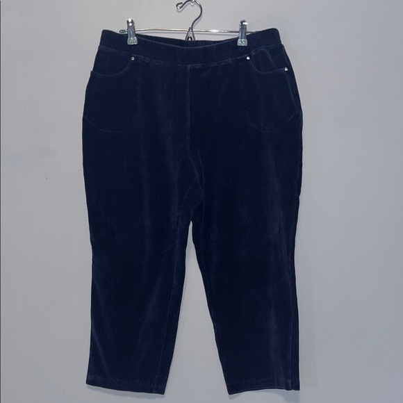 Women’s Quaker Factory Navy Corduroy Stretch Capri Pants Large Short - Picture 1 of 11